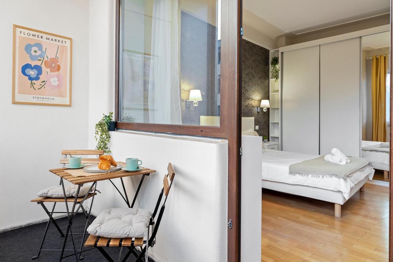 בוקרשט City Heart Retreat Elegant Apartment מראה חיצוני תמונה