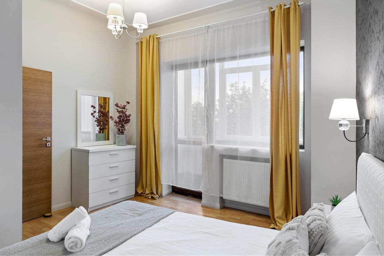 בוקרשט City Heart Retreat Elegant Apartment מראה חיצוני תמונה